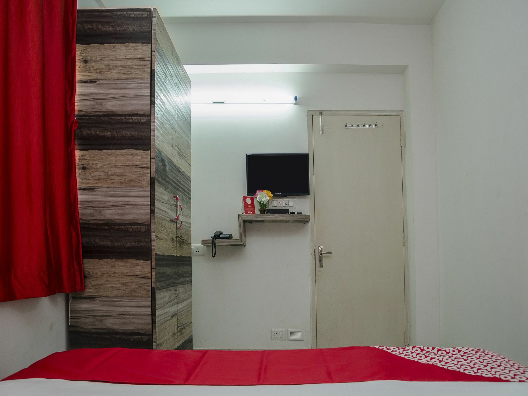 Oyo 11054 Amar Raj Guest House Kolkata Ngoại thất bức ảnh